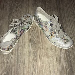 Remonte floral sneakers size 41